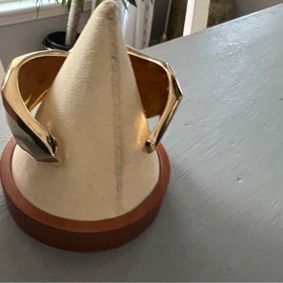 Robert Lee Morris Brass Cuff Bracelet - Picture 8 of 11
